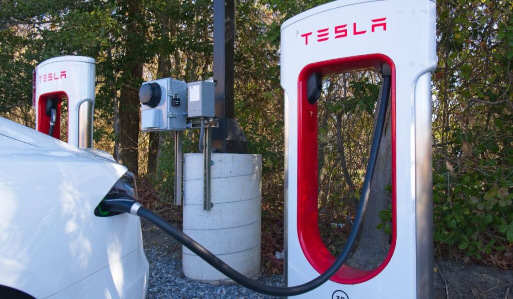 Tesla supercharger at a charging station